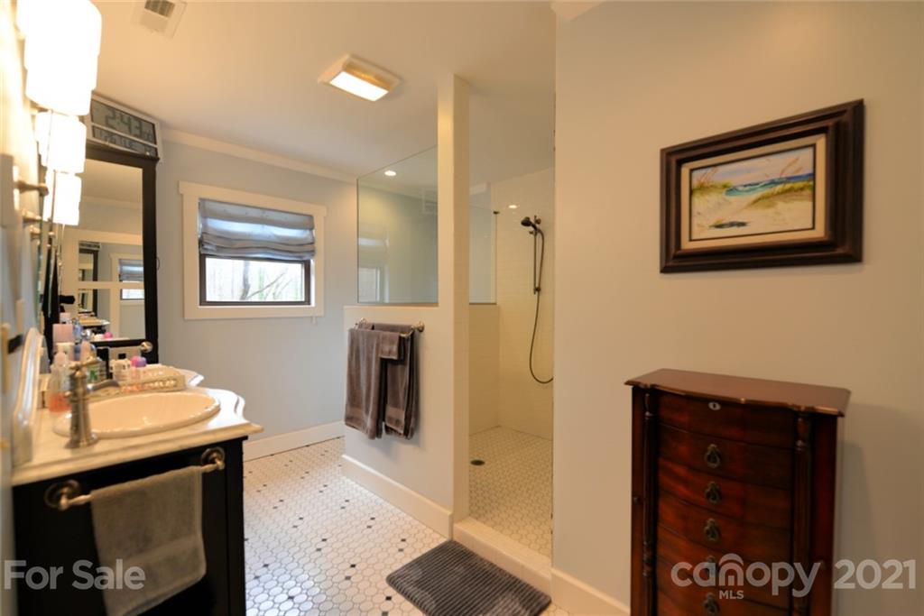 696 Lick Log Road Sylva, NC 28779 - Photo 24 of 32
