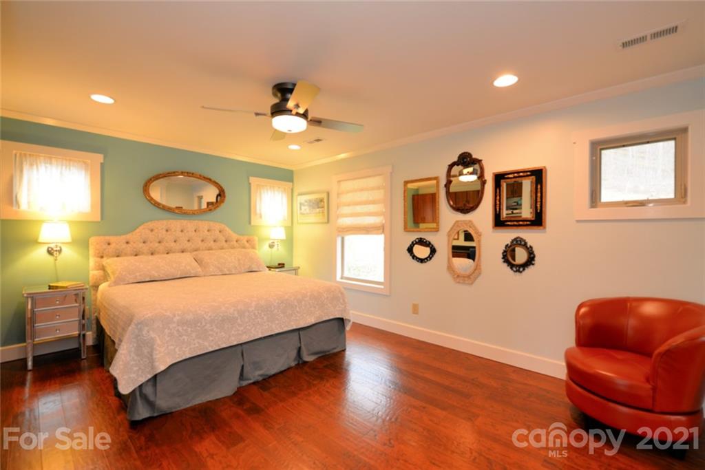 696 Lick Log Road Sylva, NC 28779 - Photo 29 of 32