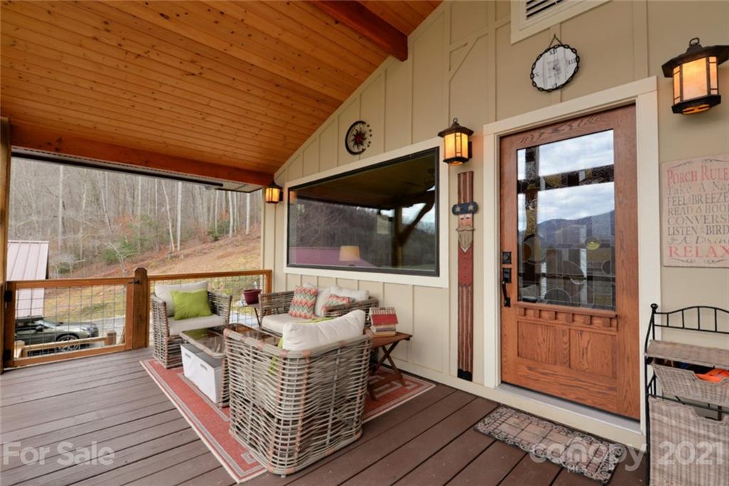 696 Lick Log Road Sylva, NC 28779 - Photo 6 of 32