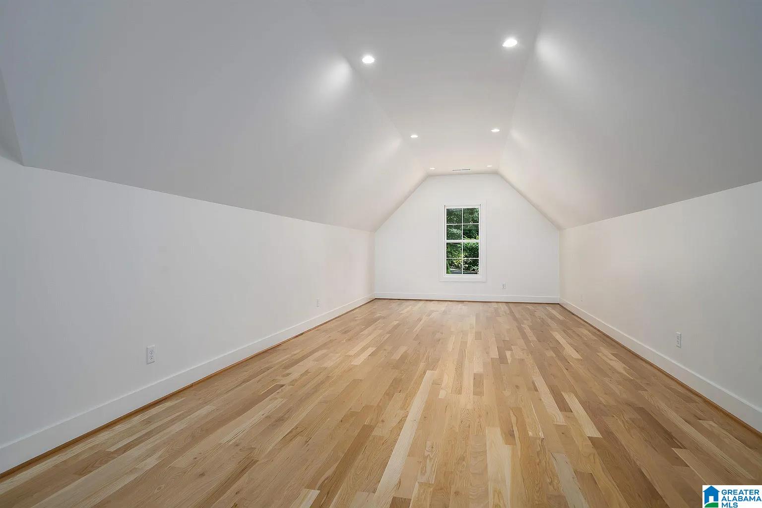 2809 Green Valley Road Birmingham, AL 35243 - Photo 35 of 78