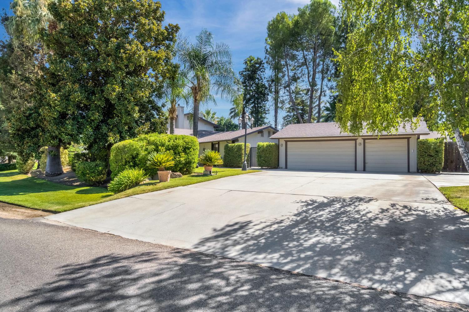 19117 Farallon Road Madera, CA 93638 - Photo 44 of 51