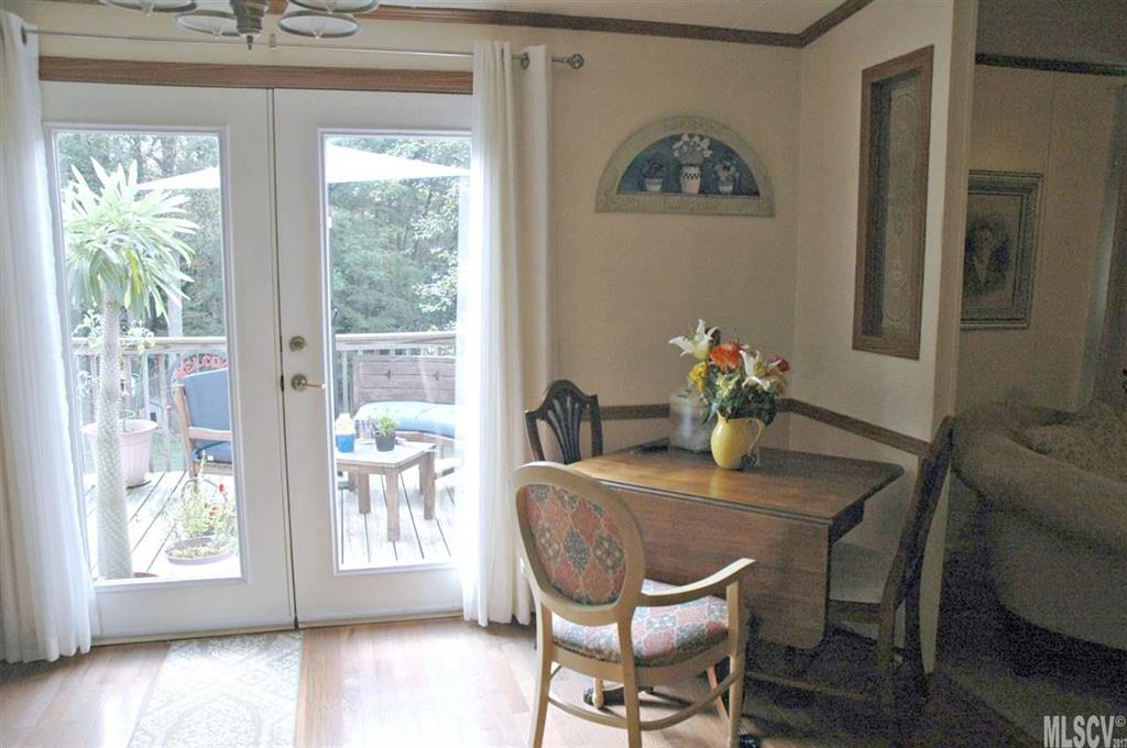 8608 County Line Road Hickory, NC 28602 - Photo 3 of 24 Gallery Image 3