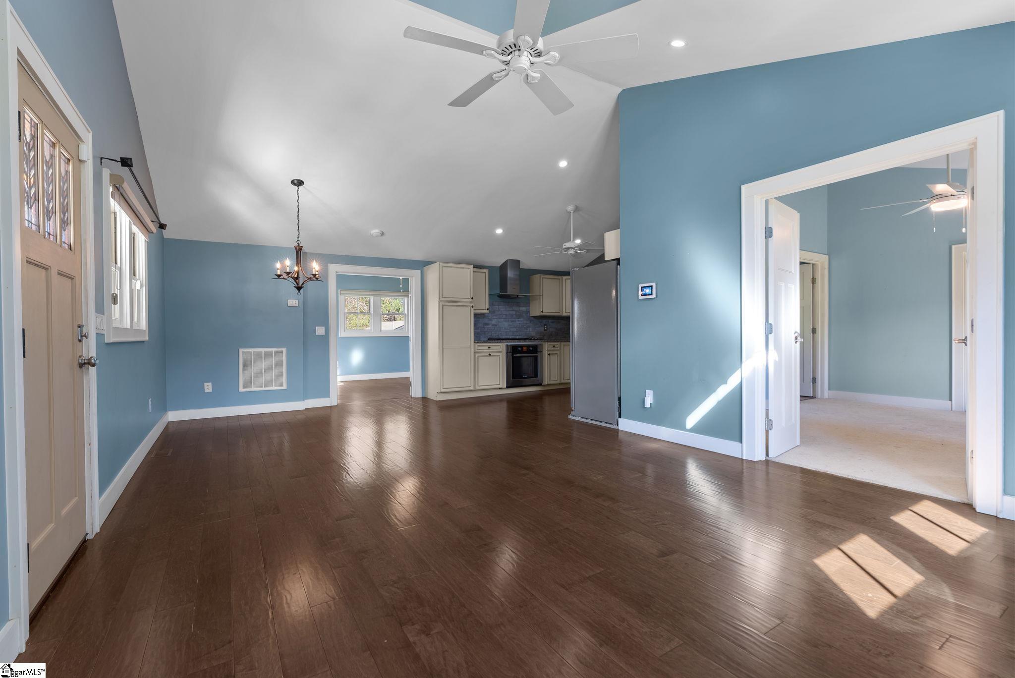 1440 State Rd S-42-770 Campobello, SC 29322 - Photo 13 of 31