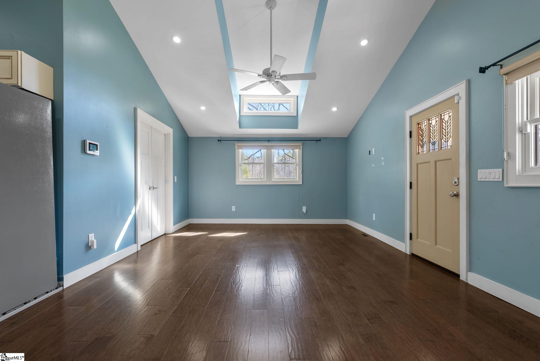 1440 State Rd S-42-770 Campobello, SC 29322 - Photo 14 of 31