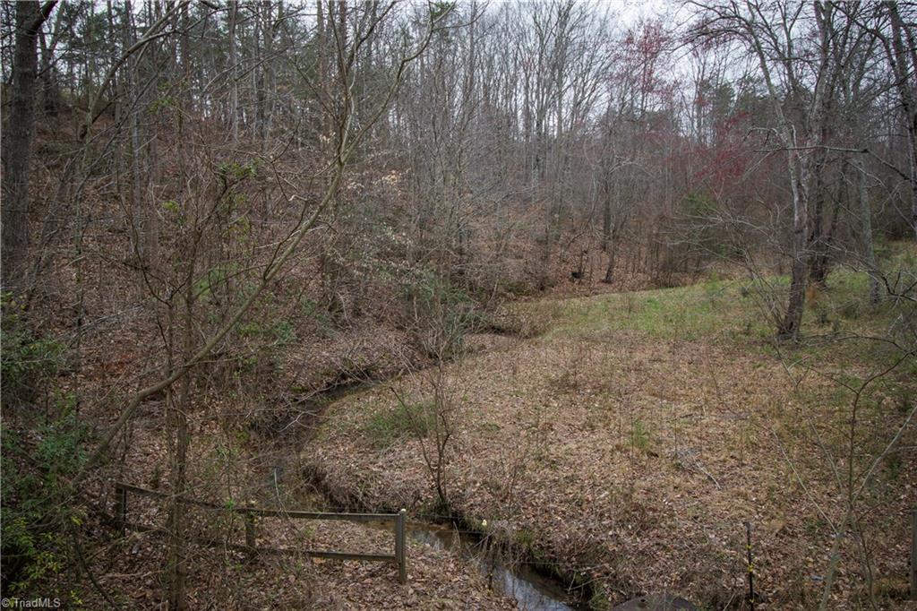 1435 Stewart Road Walnut Cove, NC 27052 - Photo 12 of 30 Gallery Image 12