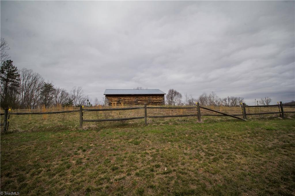 1435 Stewart Road Walnut Cove, NC 27052 - Photo 14 of 30 Gallery Image 14