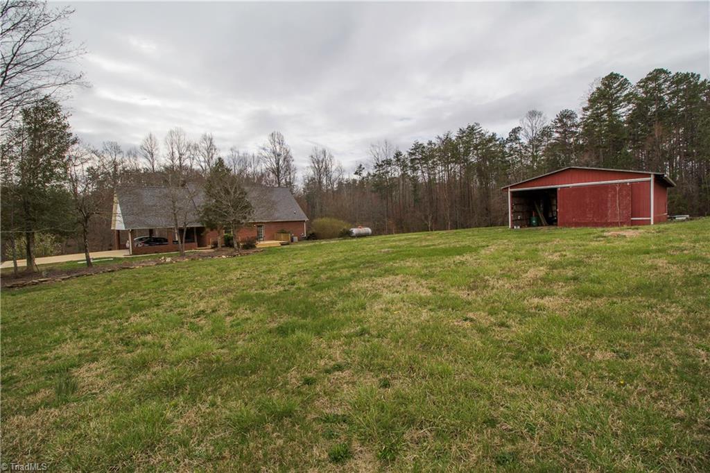1435 Stewart Road Walnut Cove, NC 27052 - Photo 8 of 30 Gallery Image 8