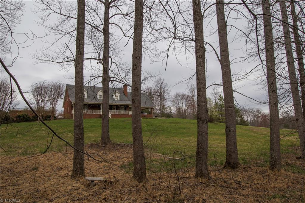 1435 Stewart Road Walnut Cove, NC 27052 - Photo 9 of 30 Gallery Image 9