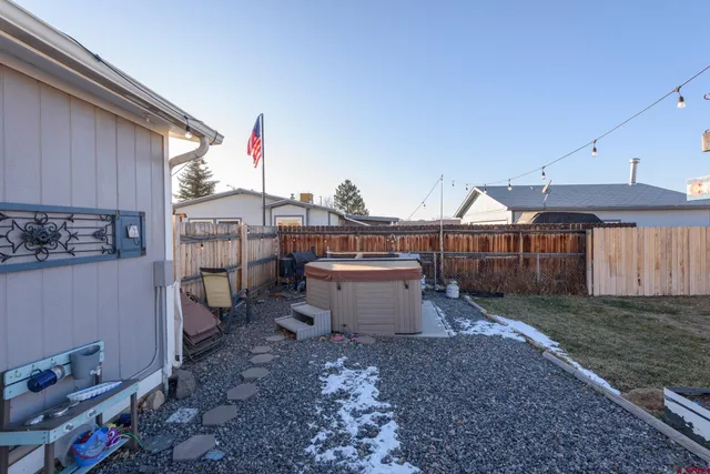 a view of a storage & utility room