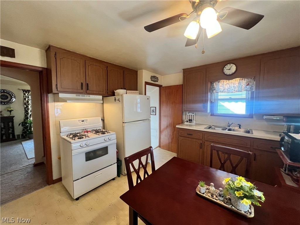 13865 Hathaway Road Cleveland, OH 44125 - Photo 6 of 40 Gallery Image 6
