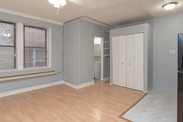 $1,050 | 4735 North Beacon Street, Unit 314, Chicago, IL 60640