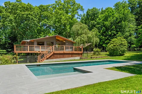 $1,699,000 | 9 Fall Ridge Road, Weston, CT 06883