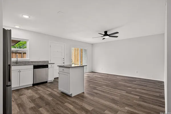 $875 | 600 Gentleman Road, Unit 3, San Antonio, TX 78201