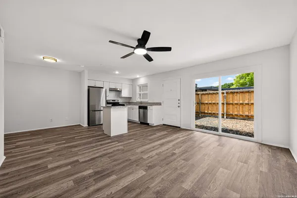 $875 | 600 Gentleman Road, Unit 3, San Antonio, TX 78201