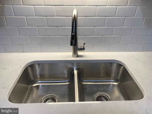 a close view of sink