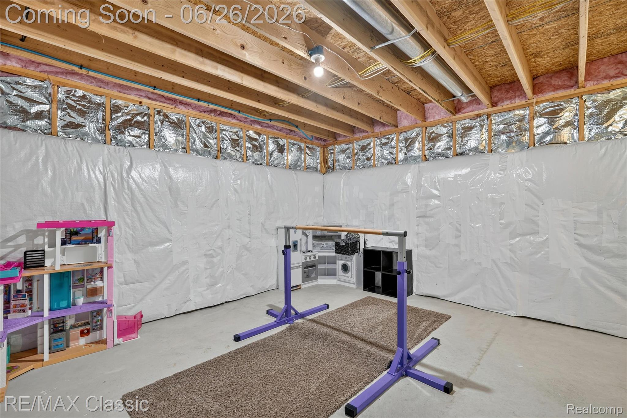 3205 North Milford Road Highland, MI 48357 - Photo 38 of 53 40-3205-N-Milford-Rd-WindowStill.jpg