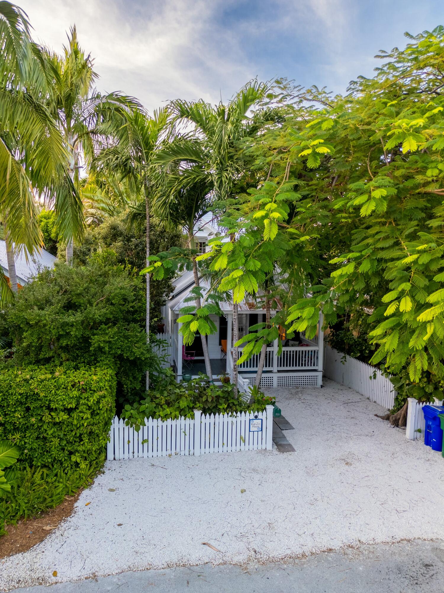 1033 Catherine Street Key West, FL 33040 - Photo 33 of 39