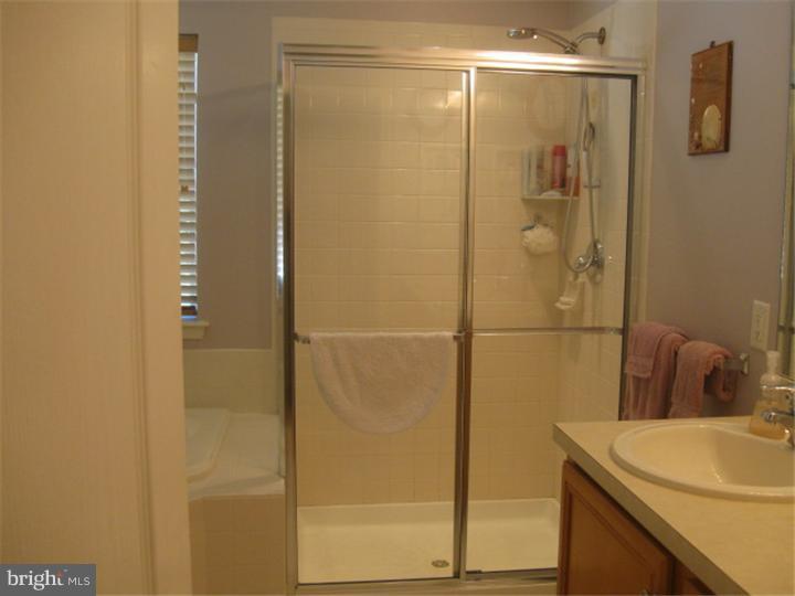 139 Castleton Road Delran, NJ 08075 - Photo 15 of 22 Master Bathroom