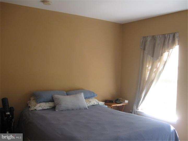 139 Castleton Road Delran, NJ 08075 - Photo 17 of 22 Bedroom 2