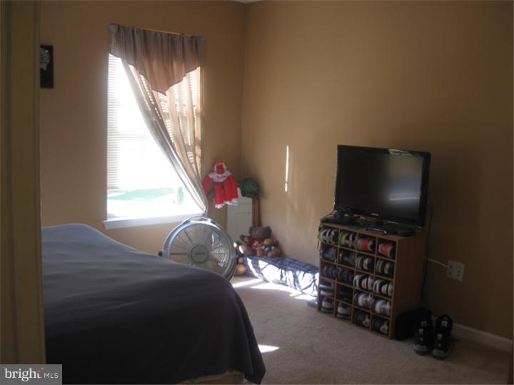 139 Castleton Road Delran, NJ 08075 - Photo 18 of 22 Bedroom 3