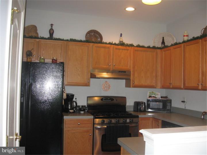 139 Castleton Road Delran, NJ 08075 - Photo 7 of 22 Kitchen