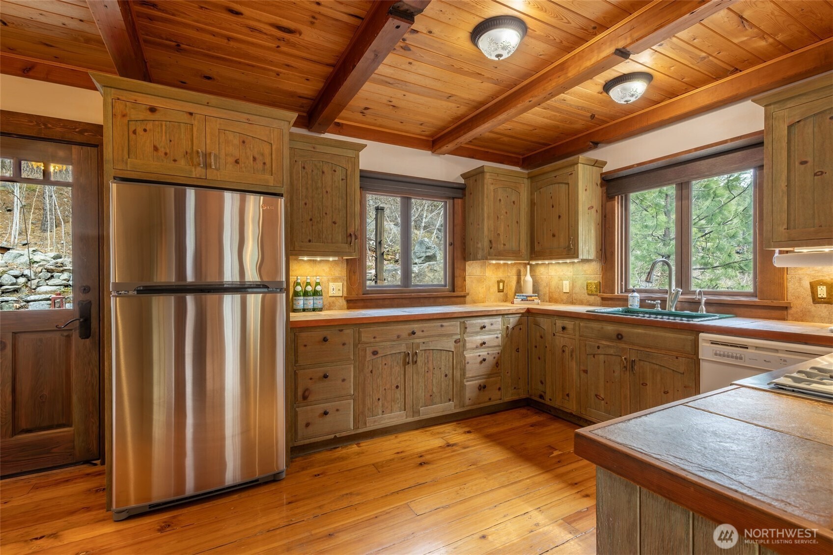 7150 Icicle Road Leavenworth, WA 98826 - Photo 13 of 39