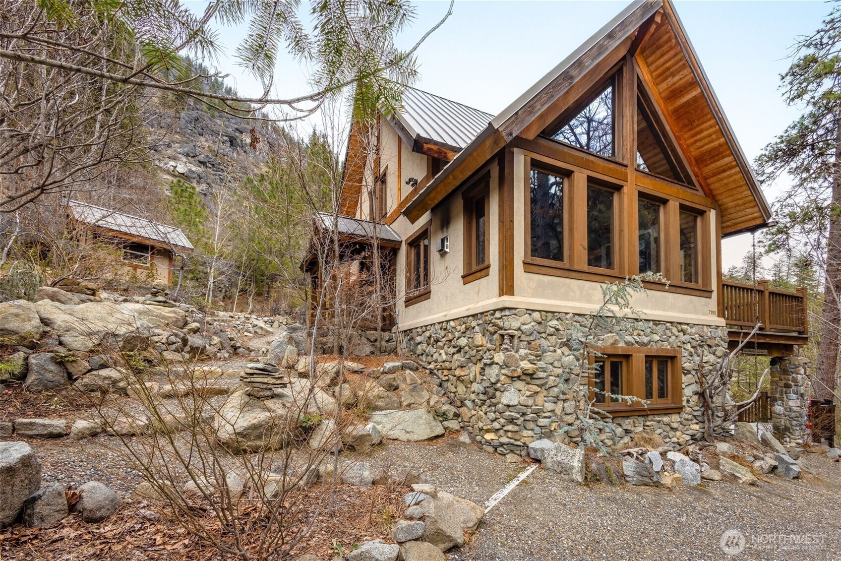 7150 Icicle Road Leavenworth, WA 98826 - Photo 2 of 39