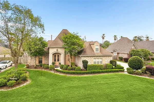 $781,000 | 56 Robyn Place, Mandeville, LA 70471