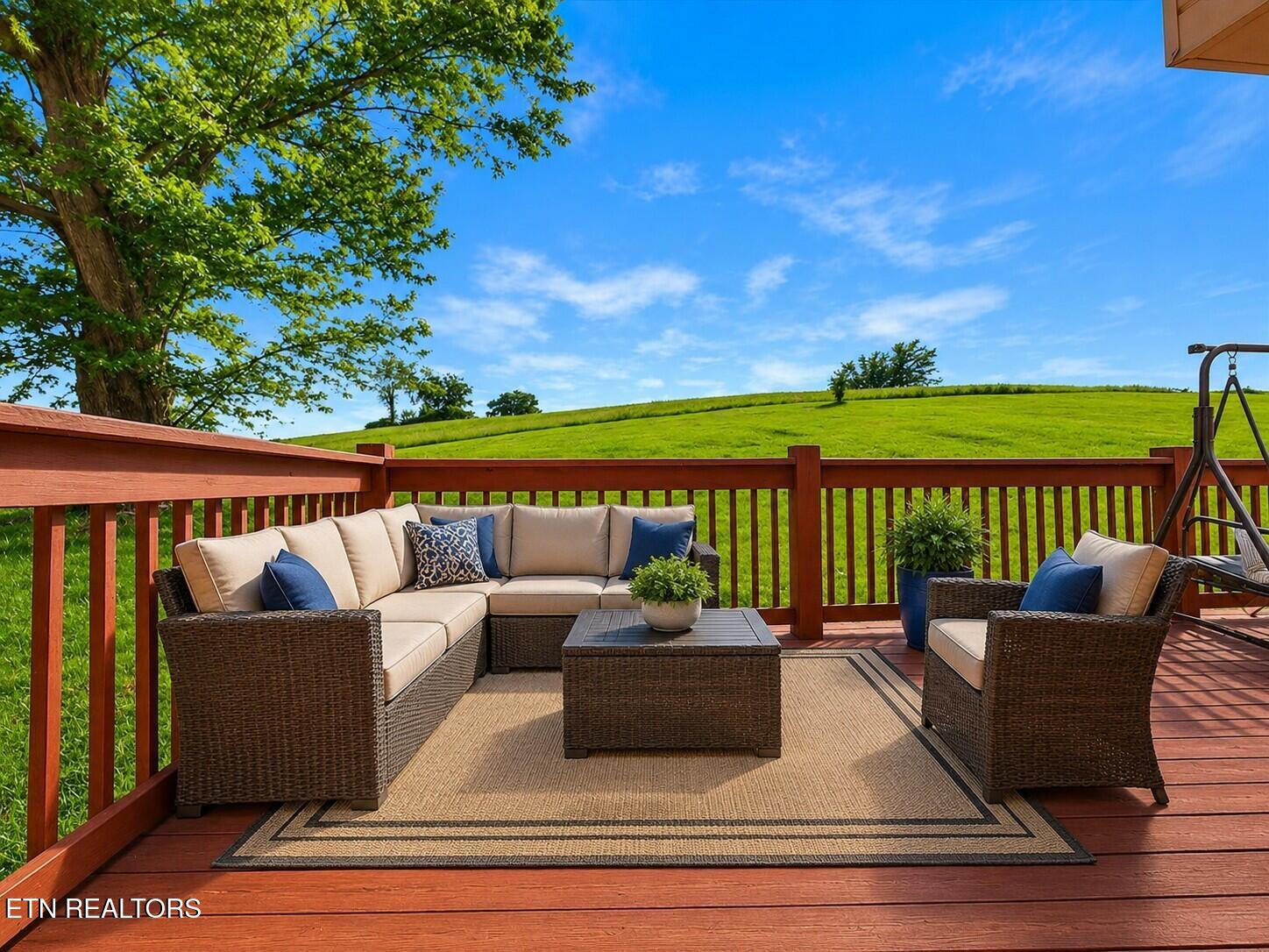 573 Patterson Road Harrogate, TN 37752 - Photo 11 of 57 backdeck