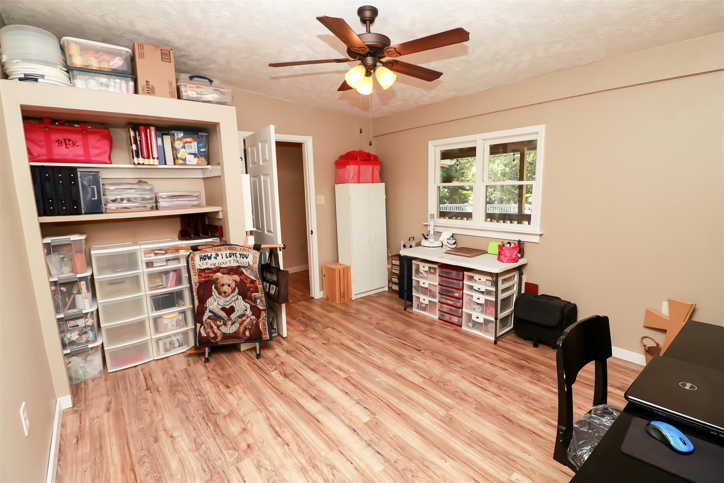 4639 Cathey Ridge Road Manchester, TN 37355 - Photo 14 of 30 a bedroom with furniture and a window