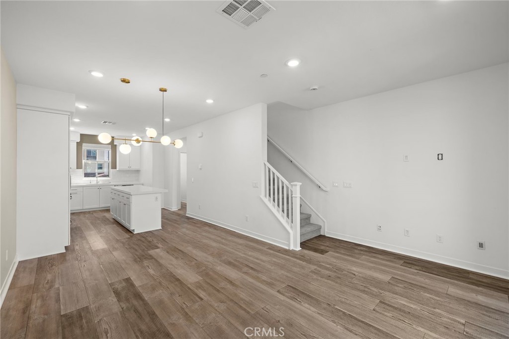 121 Graze Way Rancho Mission Viejo, CA 92694 - Photo 11 of 37 Gallery Image 11