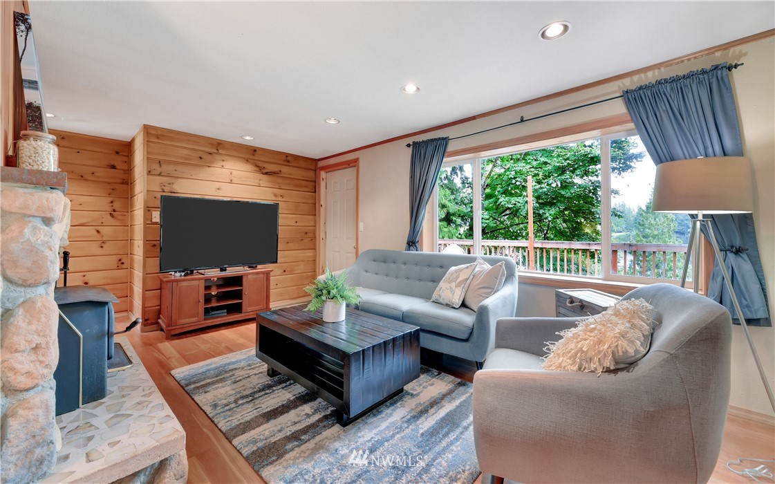 6223 Adams Log Cabin Road Snohomish, WA 98290 - Photo 4 of 24 Gallery Image 4