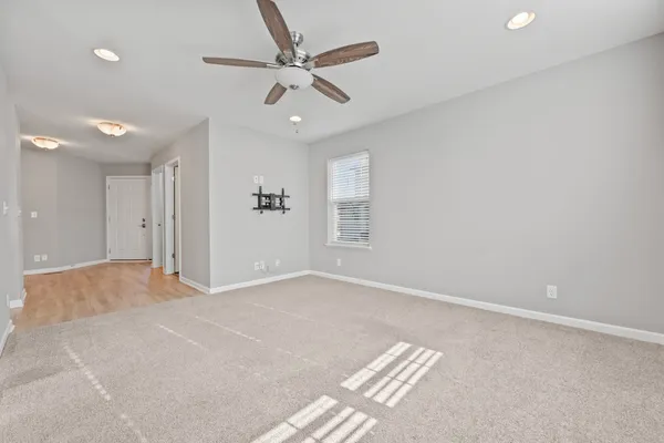 $2,700 | 7077 Hidden Green Circle, Fox Lake, IL 60020
