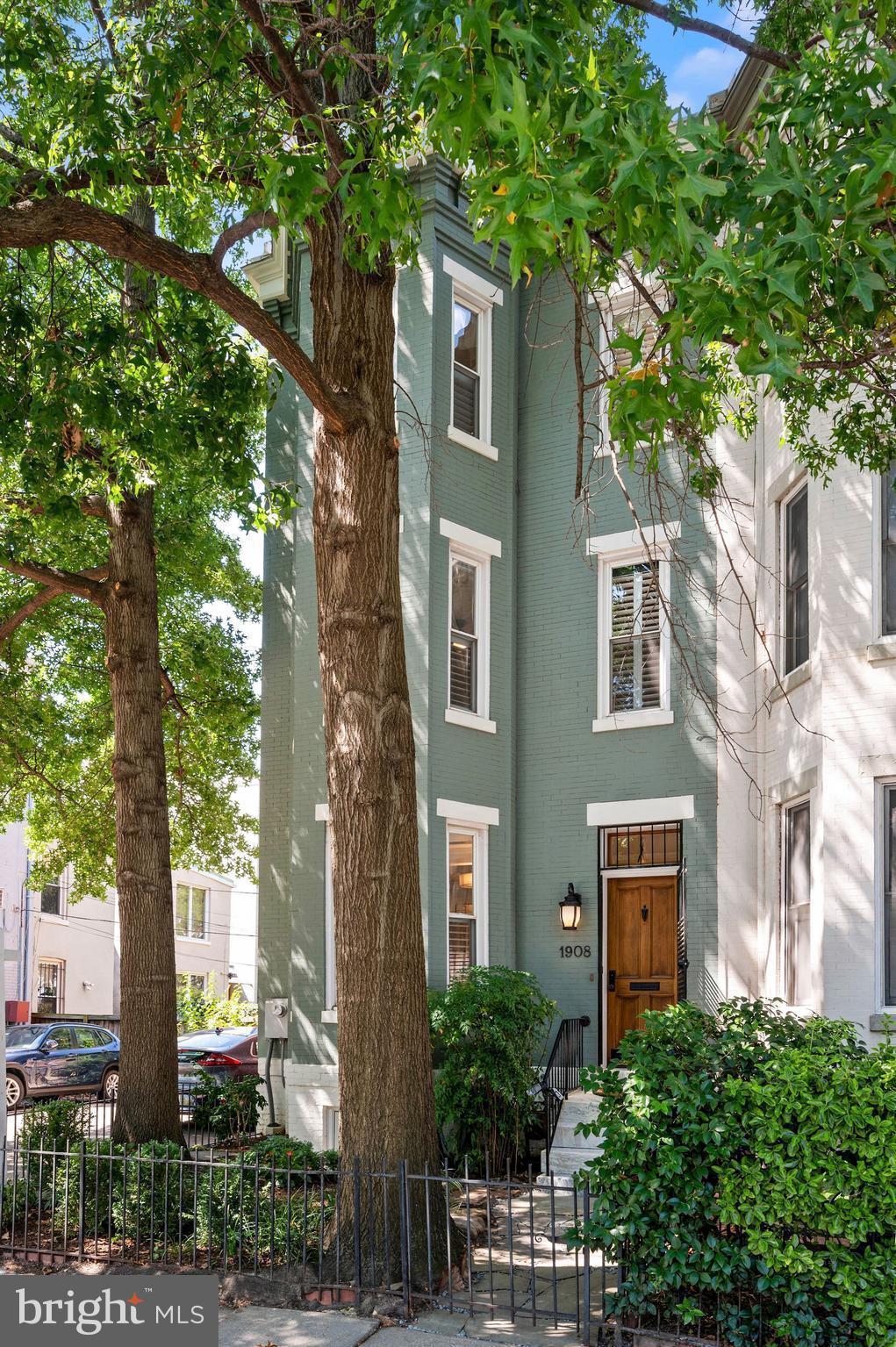 1908 15th Street Northwest Washington, DC 20009 - Photo 2 of 64
