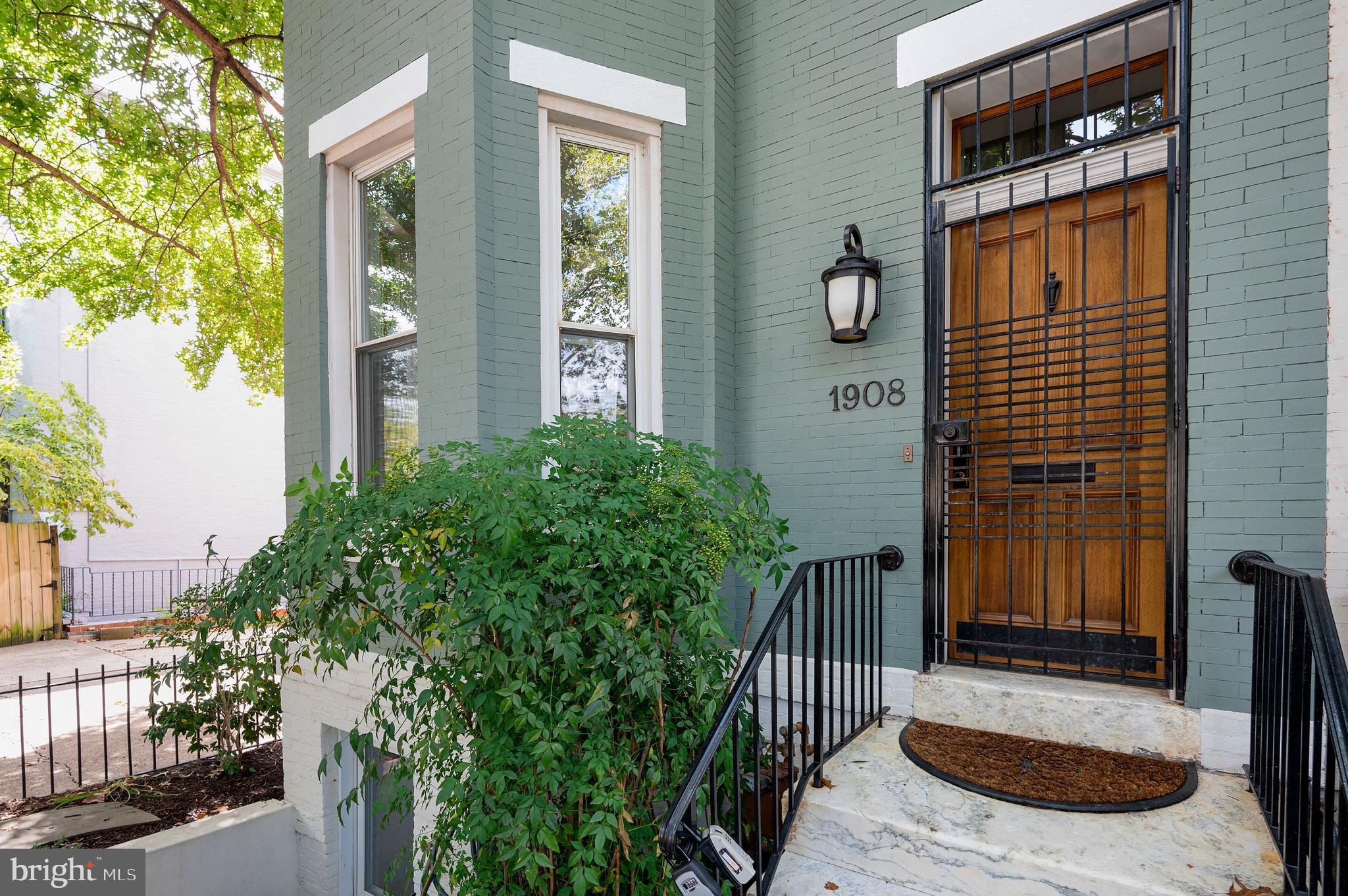 1908 15th Street Northwest Washington, DC 20009 - Photo 3 of 64