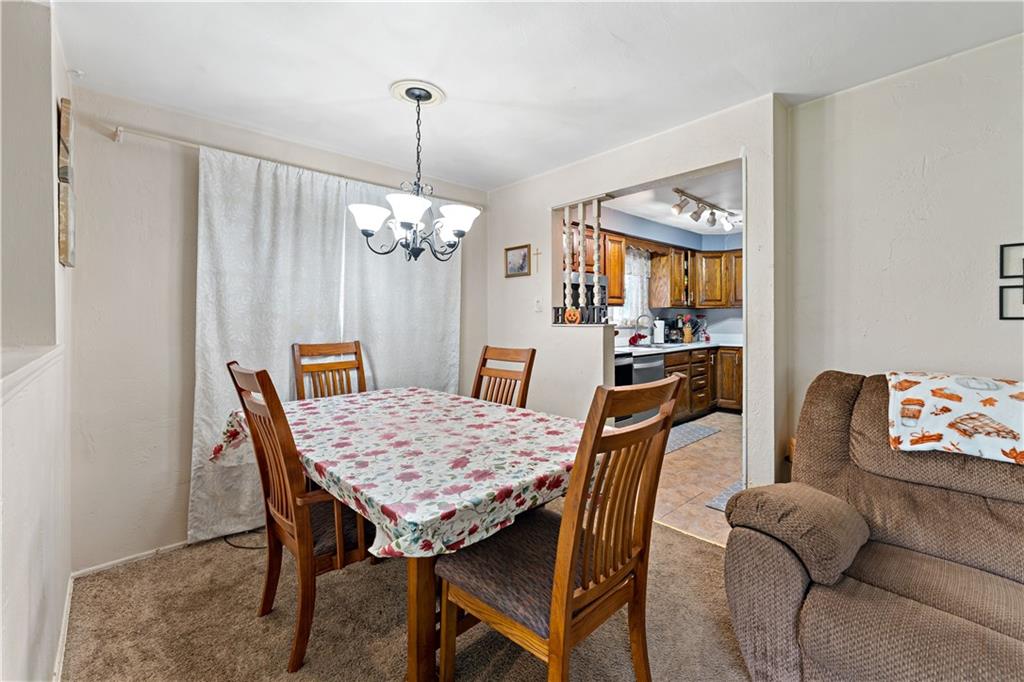 2325 Crestview Road Pittsburgh, PA 15216 - Photo 10 of 37 Gallery Image 10
