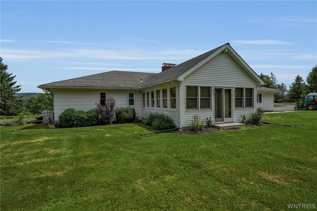 9560 Savage Road Holland, NY 14080 - Photo 3 of 50