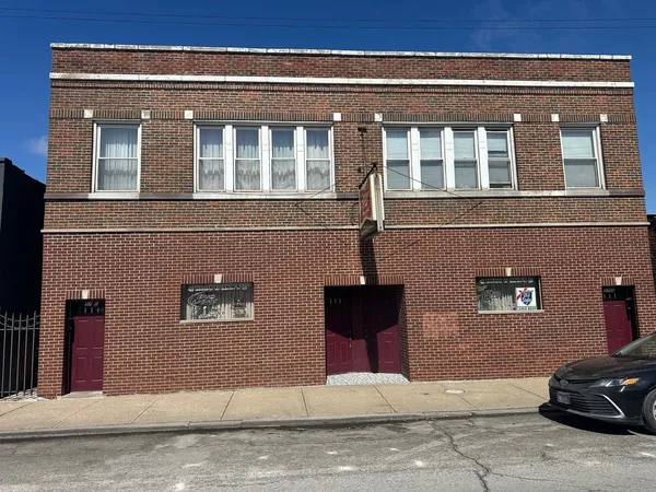 $750,000 | 5788 South Archer Avenue, Chicago, IL 60638