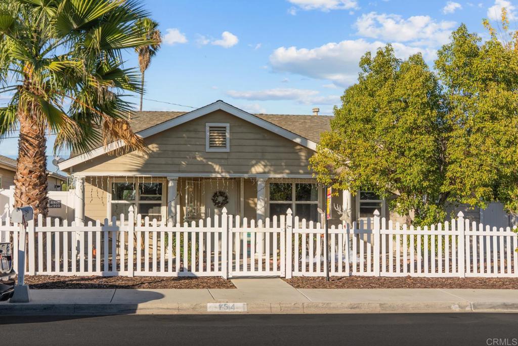 154 East 11th Street Perris, CA 92570 - Photo 28 of 37 a front view of a house