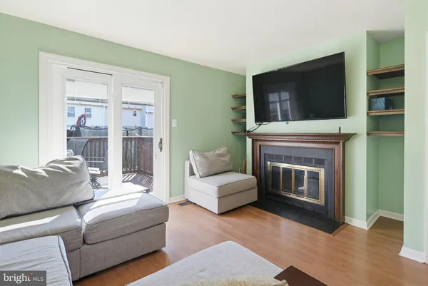 $349,900 | 6444 Ducketts Lane, Unit 91, Elkridge, MD 21075
