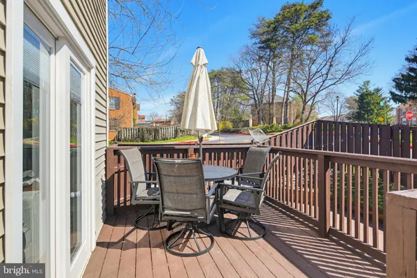 $349,900 | 6444 Ducketts Lane, Unit 91, Elkridge, MD 21075