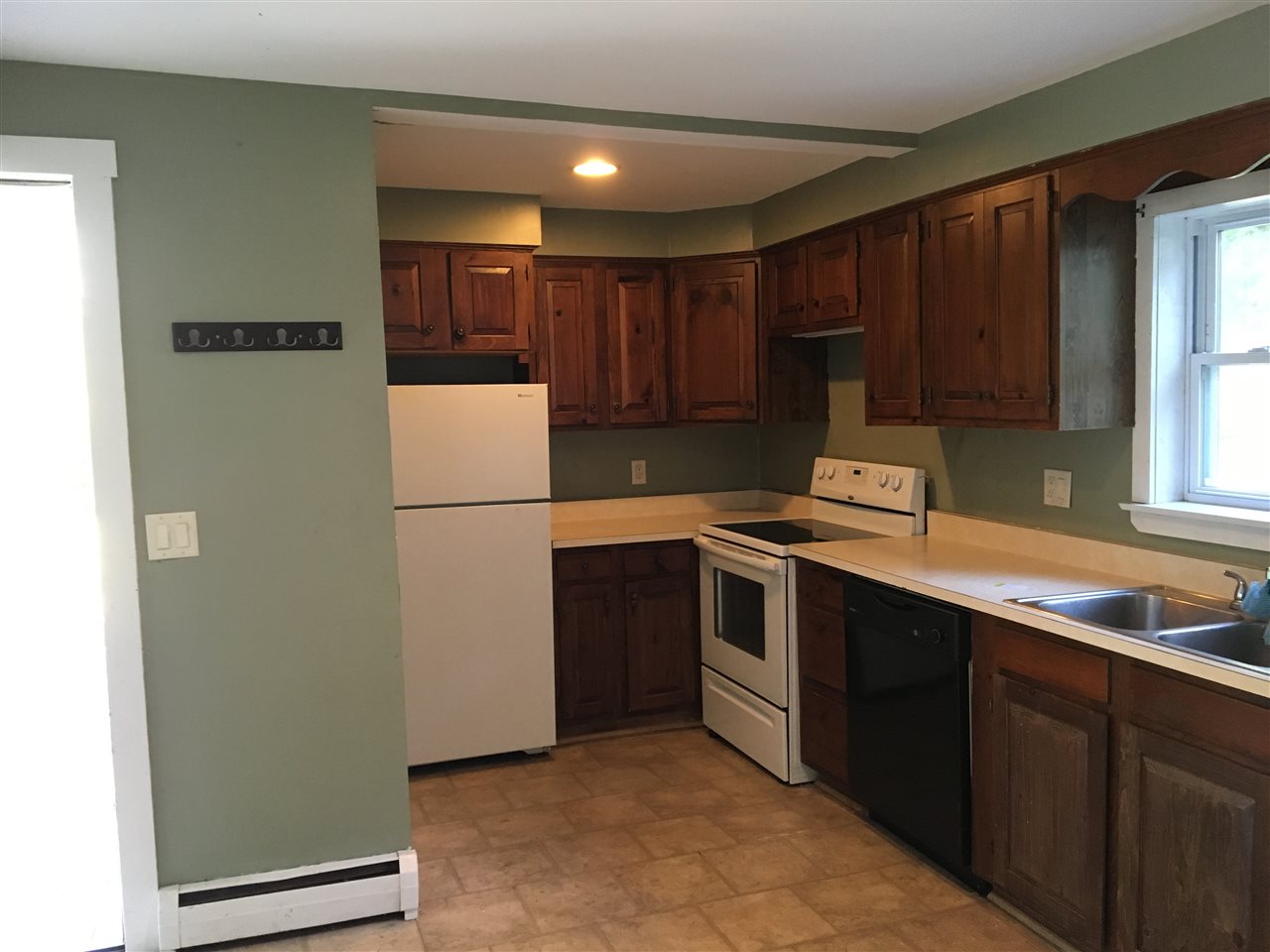 115 Maple Avenue Barre, VT 05641 - Photo 7 of 15 Gallery Image 7