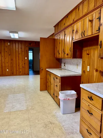 $179,000 | 12 Fatherland Road, Natchez, MS 39120