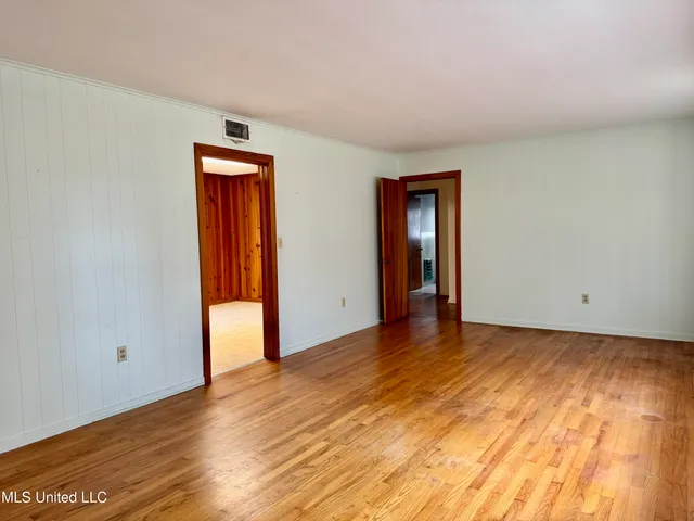 $179,000 | 12 Fatherland Road, Natchez, MS 39120