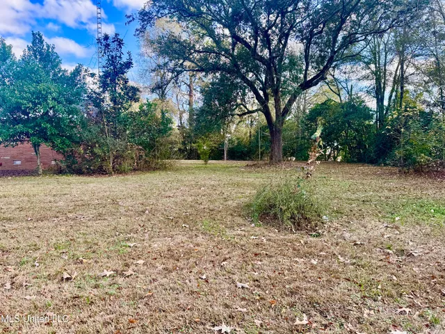 $179,000 | 12 Fatherland Road, Natchez, MS 39120