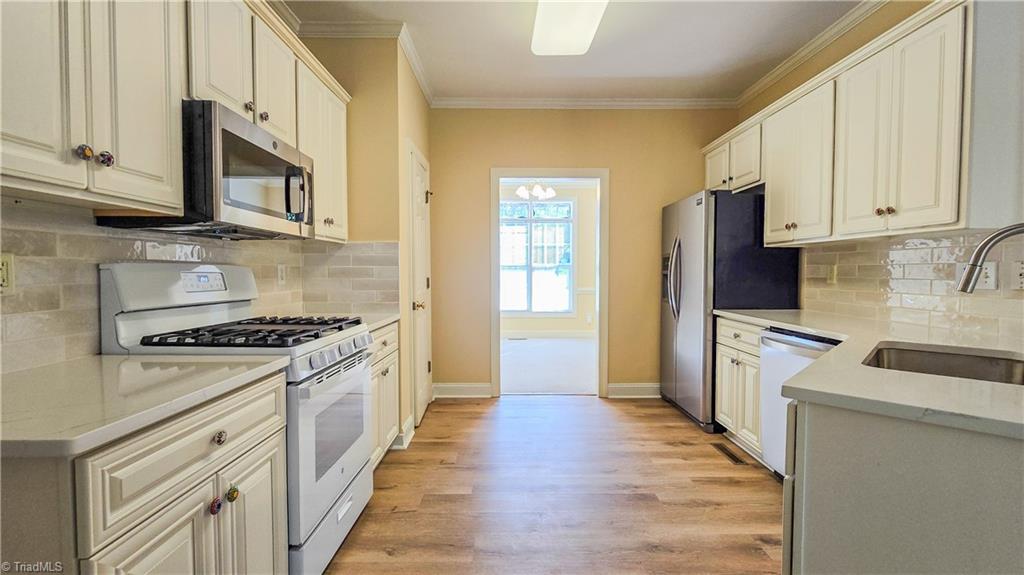 1221 Beaverton Trail Winston-Salem, NC 27103 - Photo 4 of 16