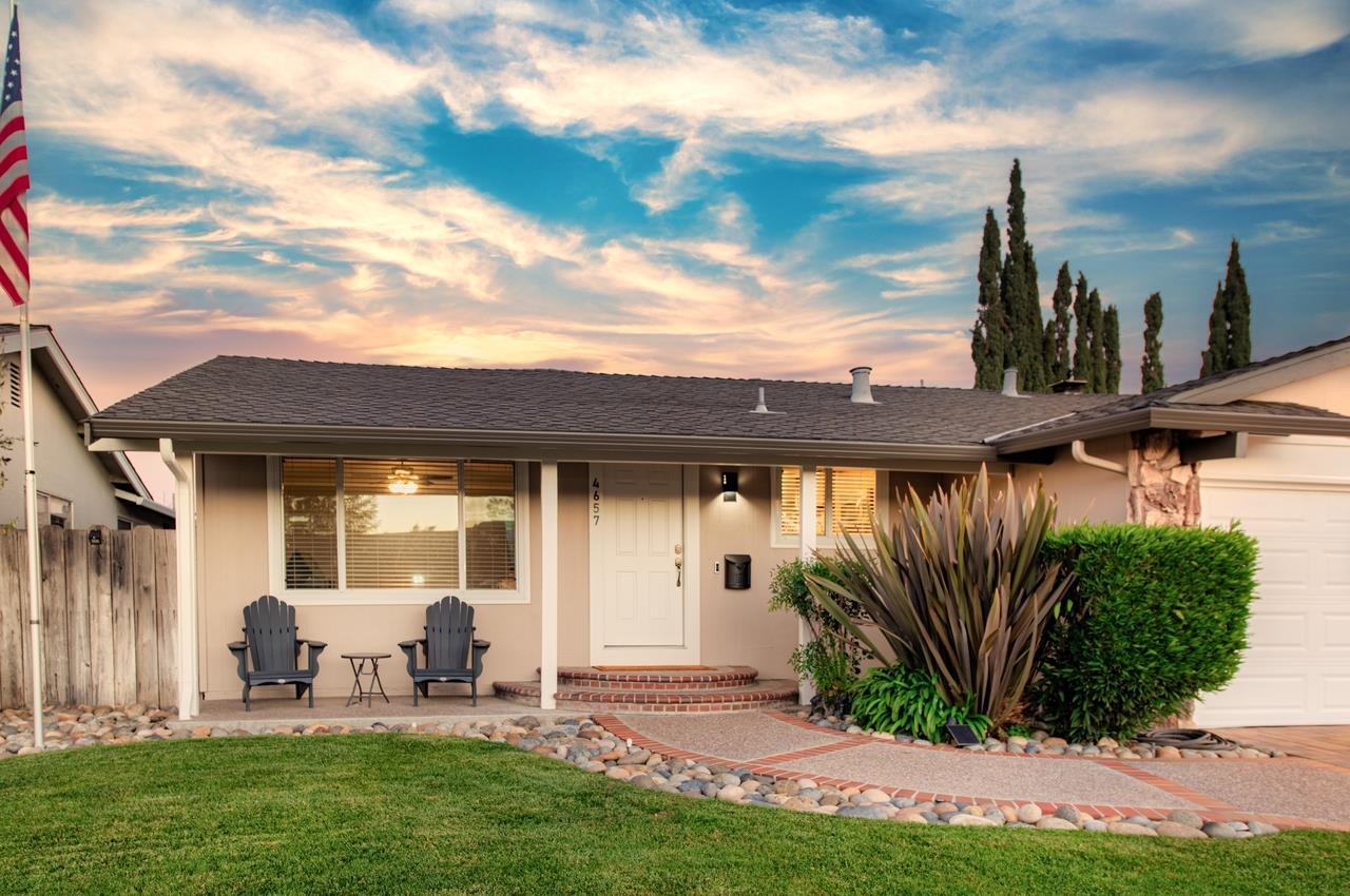 4657 Herrin Way Pleasanton, CA 94588 - Photo 2 of 10