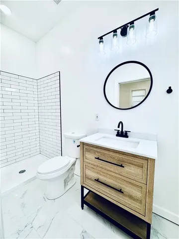 $1,400 | 3722 East 10th Street, Unit B, Kansas City, MO 64127