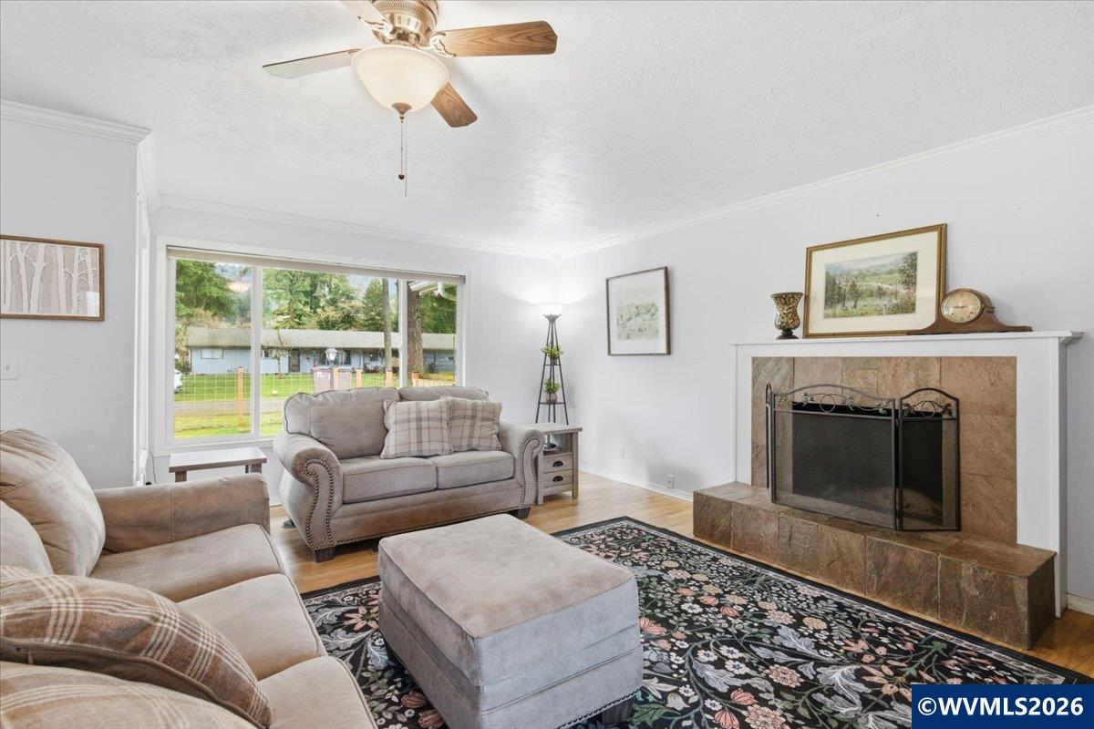247 Cedar Street Lyons, OR 97358 - Photo 4 of 40