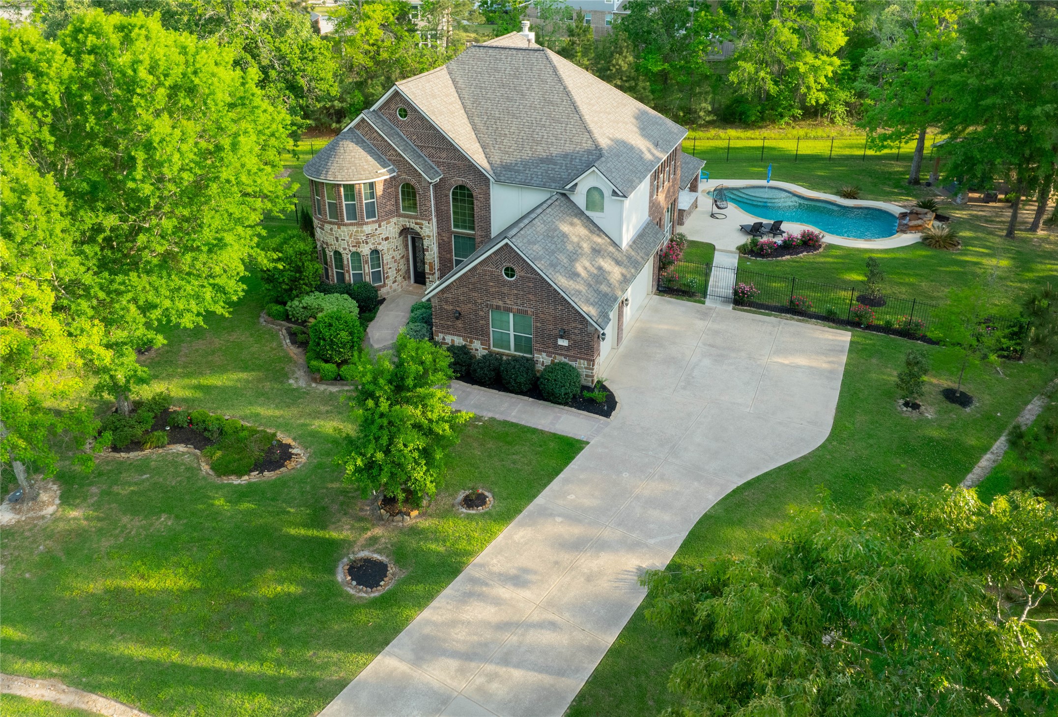 5 Copper Cove Conroe, TX 77304 - Photo 2 of 50